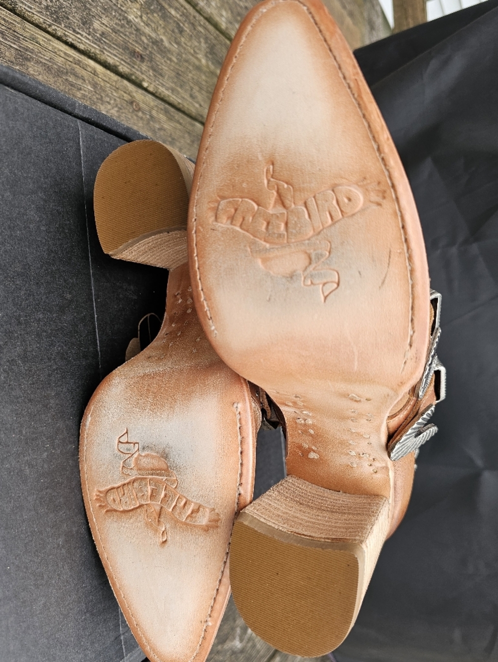 Freebird Judge Tan - Picture 4 of 6